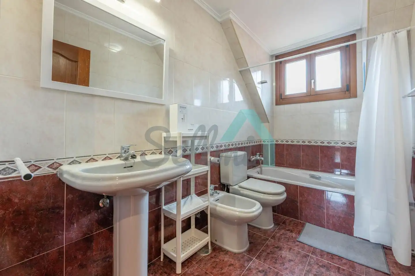 Dachboden zur Miete in Calle Bernardo Casielles, Argañosa