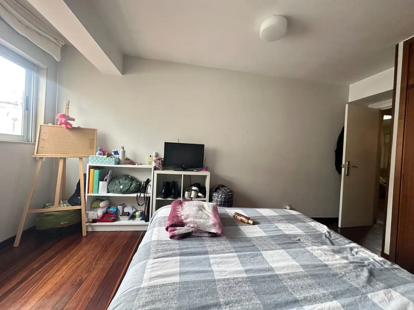 Schlafzimmer von Wohnung zum Verkauf in Santiago de Compostela  mit Heizung und Möbliert