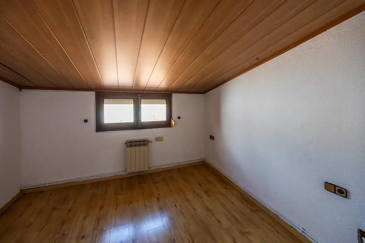 Attic for sale in Sabadell  with Heating, Private garden and Terrace