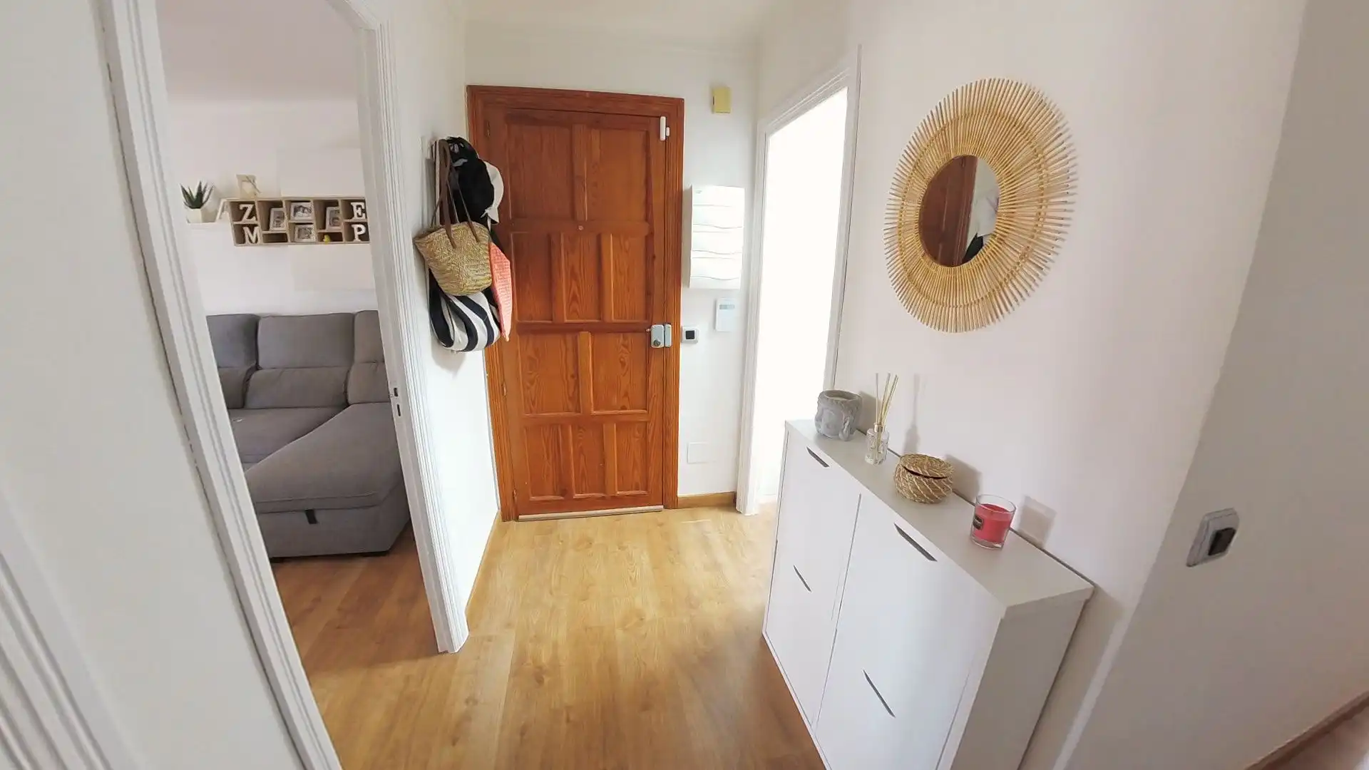 Wohnung zur Miete in Ses Salines mit Klimaanlage und Terrasse
