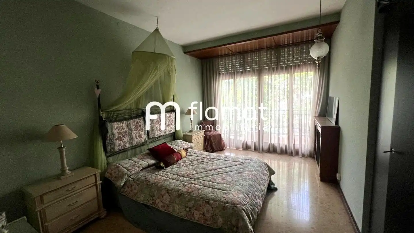 Habitación de Casa o chalet en venta en Barcelona