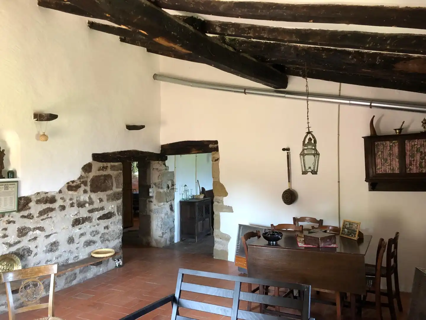 Comedor de Finca rústica en venta en Olot con Aire acondicionado, Calefacción y Jardín privado