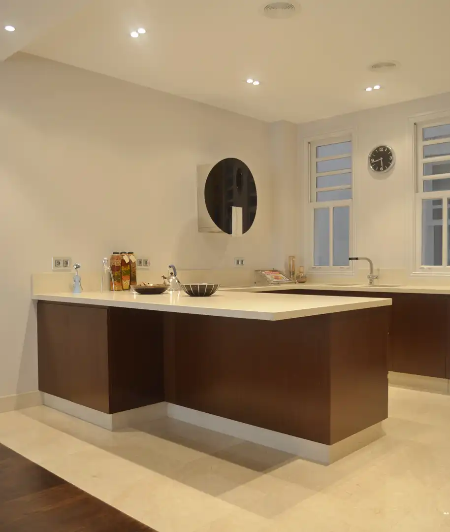 Küche von Wohnung zur Miete in A Coruña Capital  mit Heizung, Parkett und Balkon