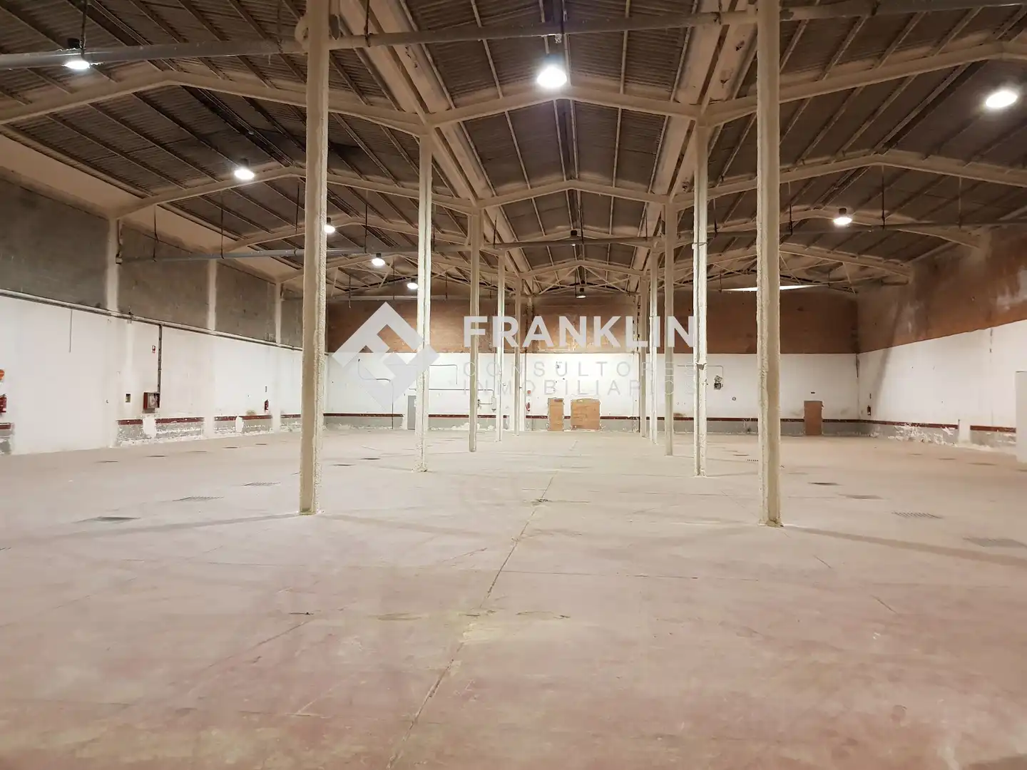 Fabrikhallen zur Miete in La Garriga