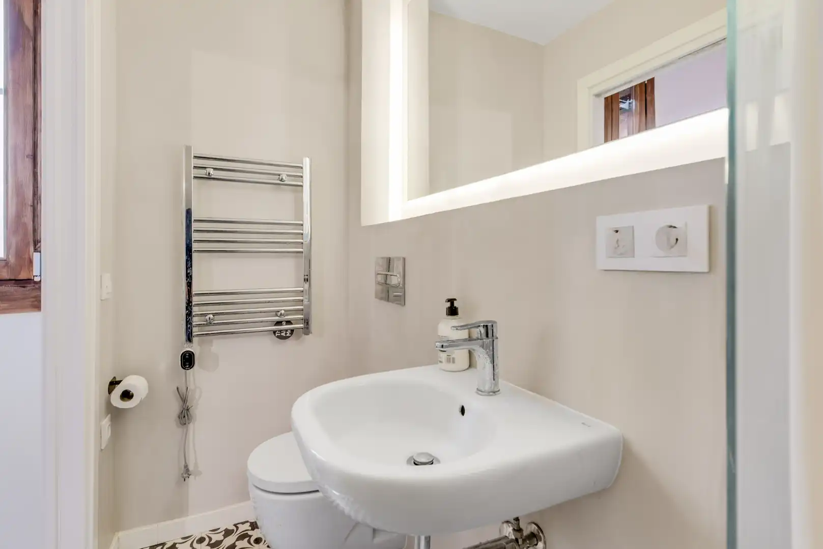 Appartamento con terrazza in vendita a Ciutat Vella, imagen 24