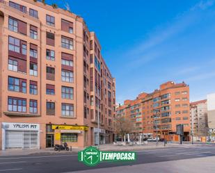 Exterior view of Flat for sale in  Valencia Capital  with Air Conditioner, Heating and Furnished