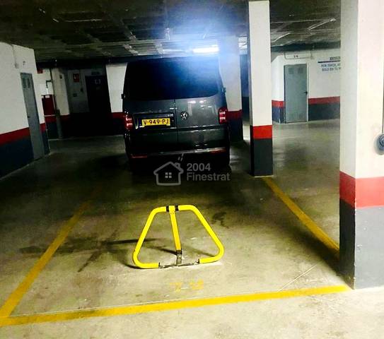 Garaje en Alquiler en Carrer Tramuntana en Mirador de la Cala - Benimar