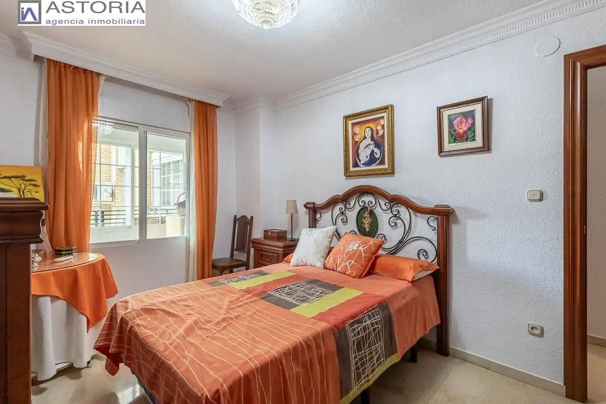 Flat with lift for sale in Calle ARQUITECTO JIMENEZ LACAL, imagen 18