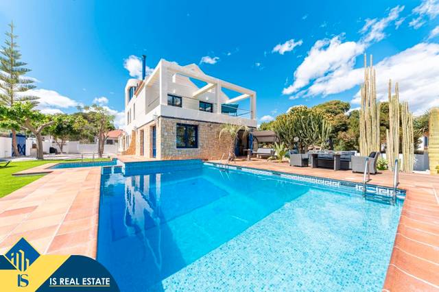 Casa-chalet en Venta en Vistahermosa