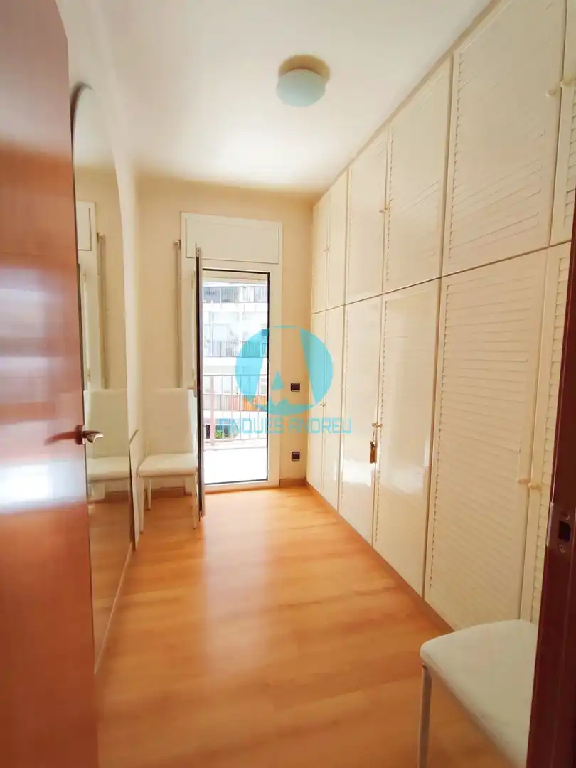 Habitación de Piso en venta en Mataró con Aire acondicionado, Calefacción y Terraza