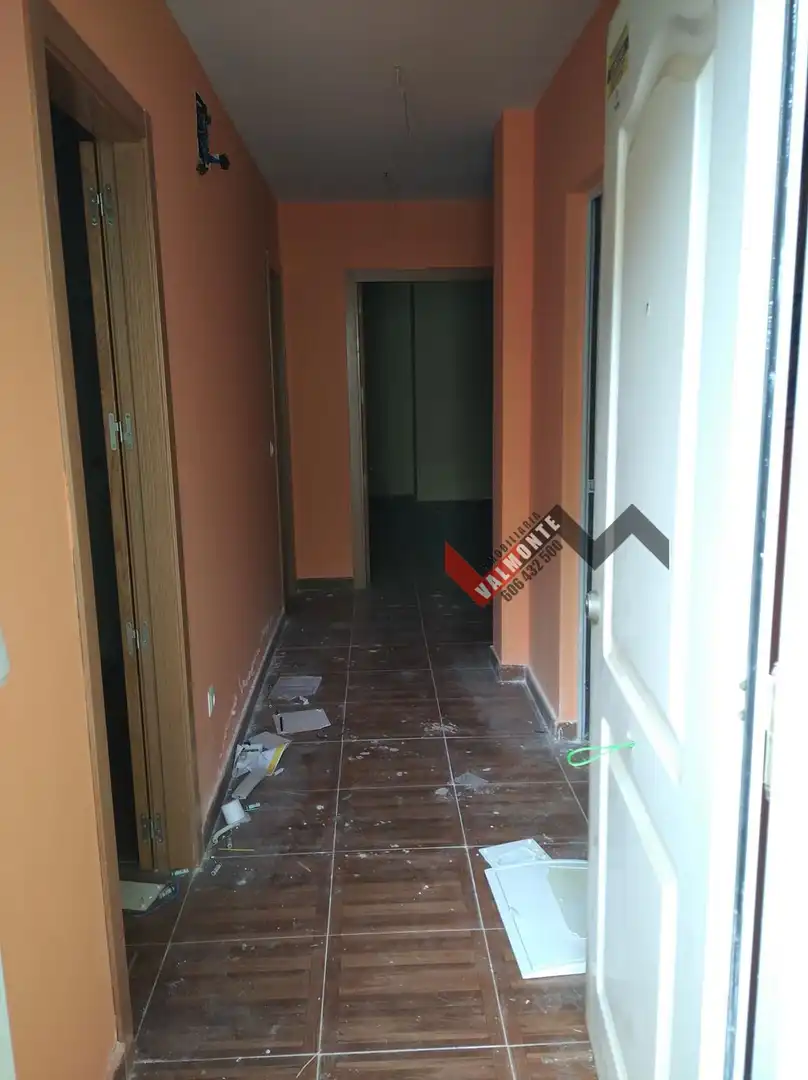 Casa adosada en venta en El Casar de Escalona con Calefacción y Trastero