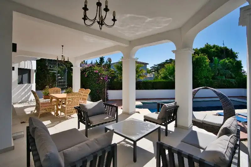 Chalet con piscina en venta en Elviria - Cabopino, imagen 11