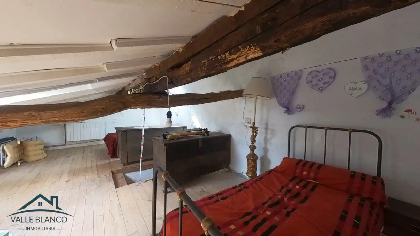 Dormitori de Casa o xalet en venda en Valdeprado del Río