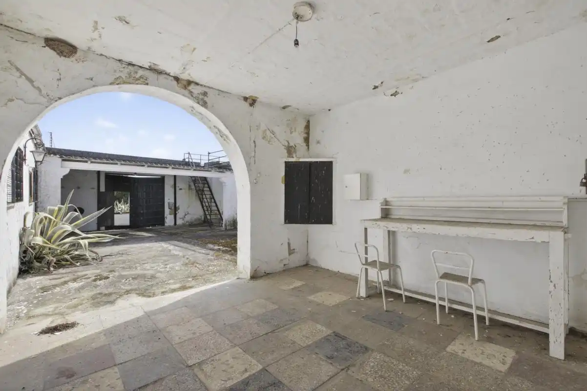 Country house zum Verkauf in Lora del Río mit Heizung, Privatgarten und Terrasse