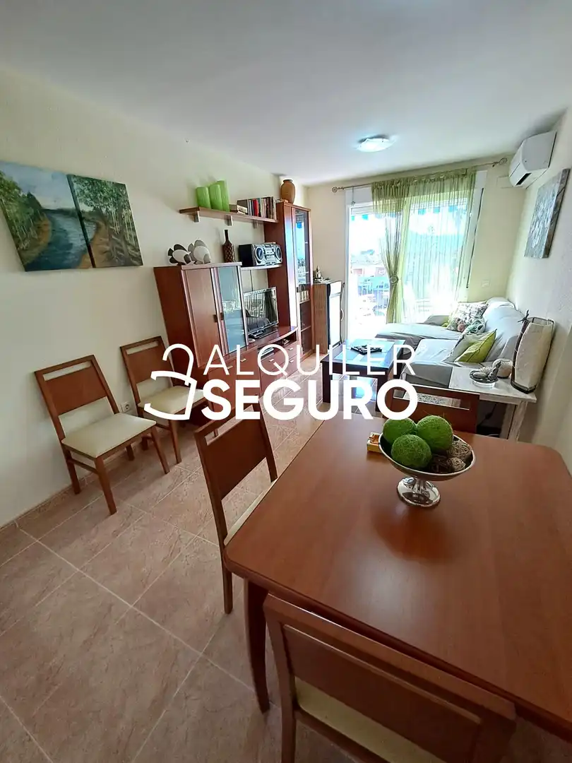 Sala de estar de Piso de alquiler en Nules con Aire acondicionado, Terraza y Piscina
