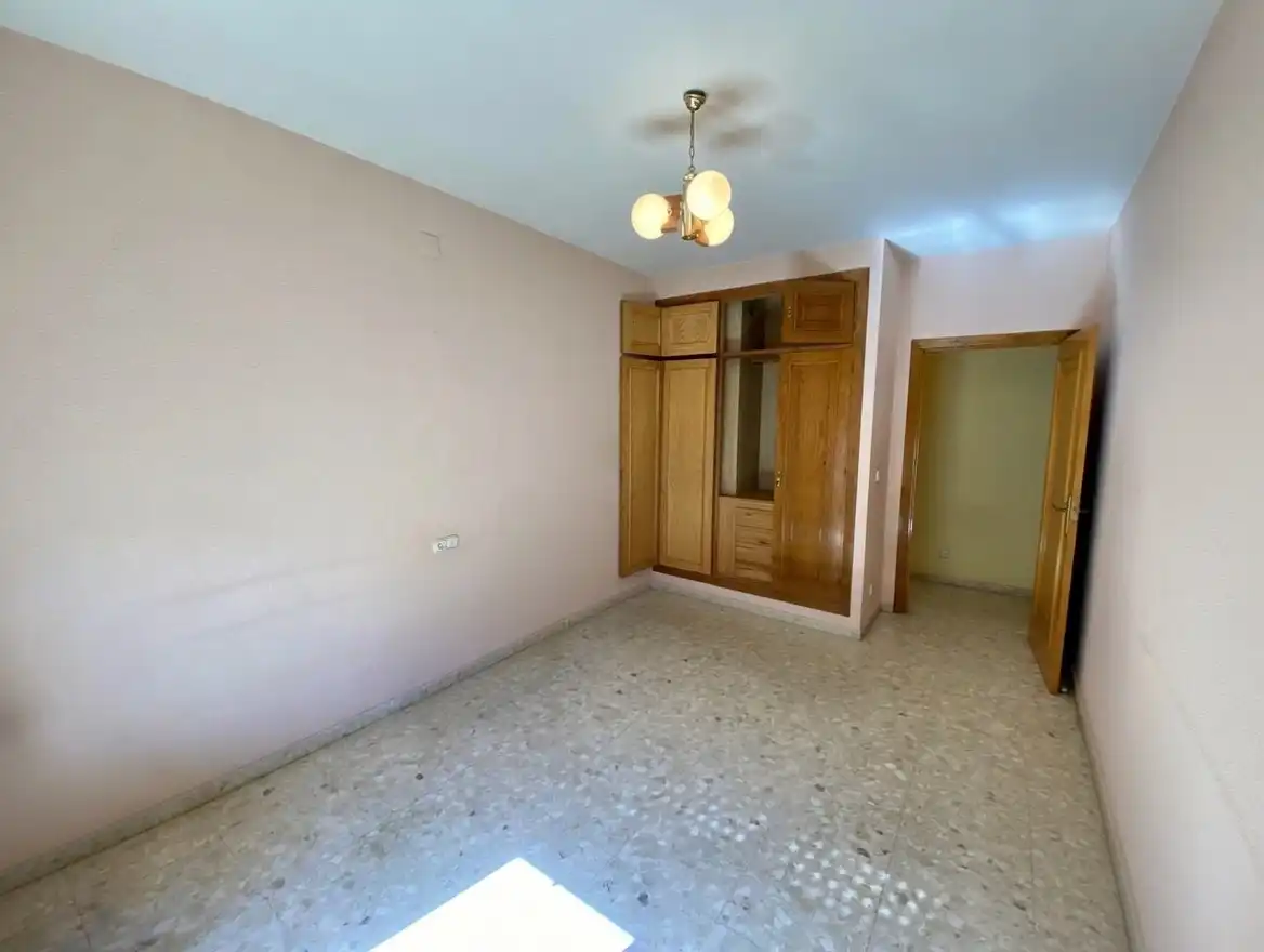 Piso en venta en Daimiel con Aire acondicionado, Calefacción y Parquet