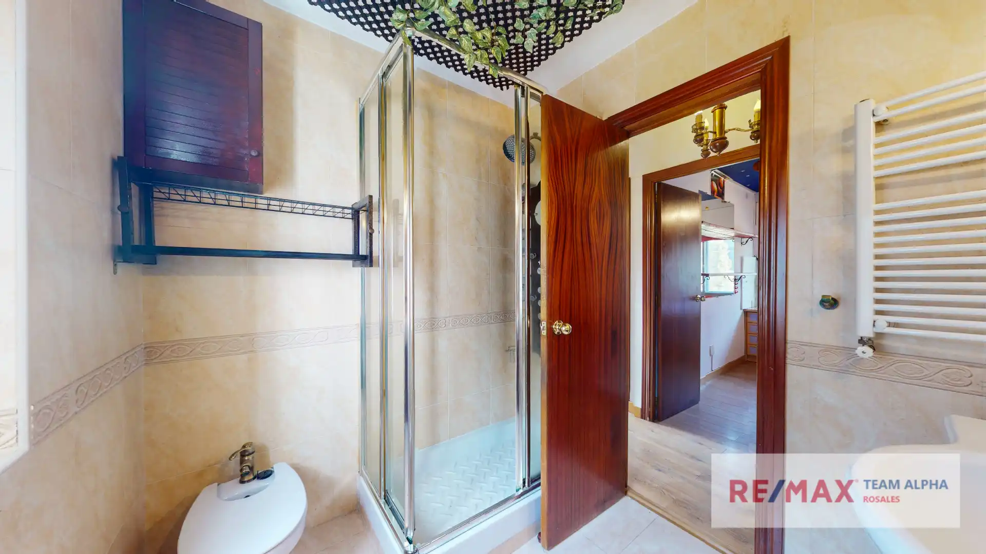 Baño de Piso en venta en Paracuellos de Jarama con Aire acondicionado, Calefacción y Jardín privado
