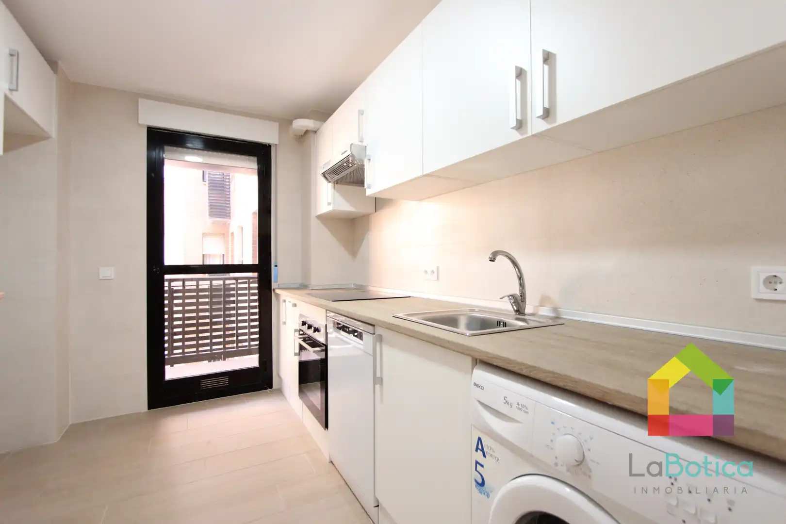 Kitchen of Flat for sale in Toledo  with Air Conditioner and Heating