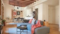 Living room of Flat for sale in  Barcelona Capital  with Air Conditioner, Heating and Furnished