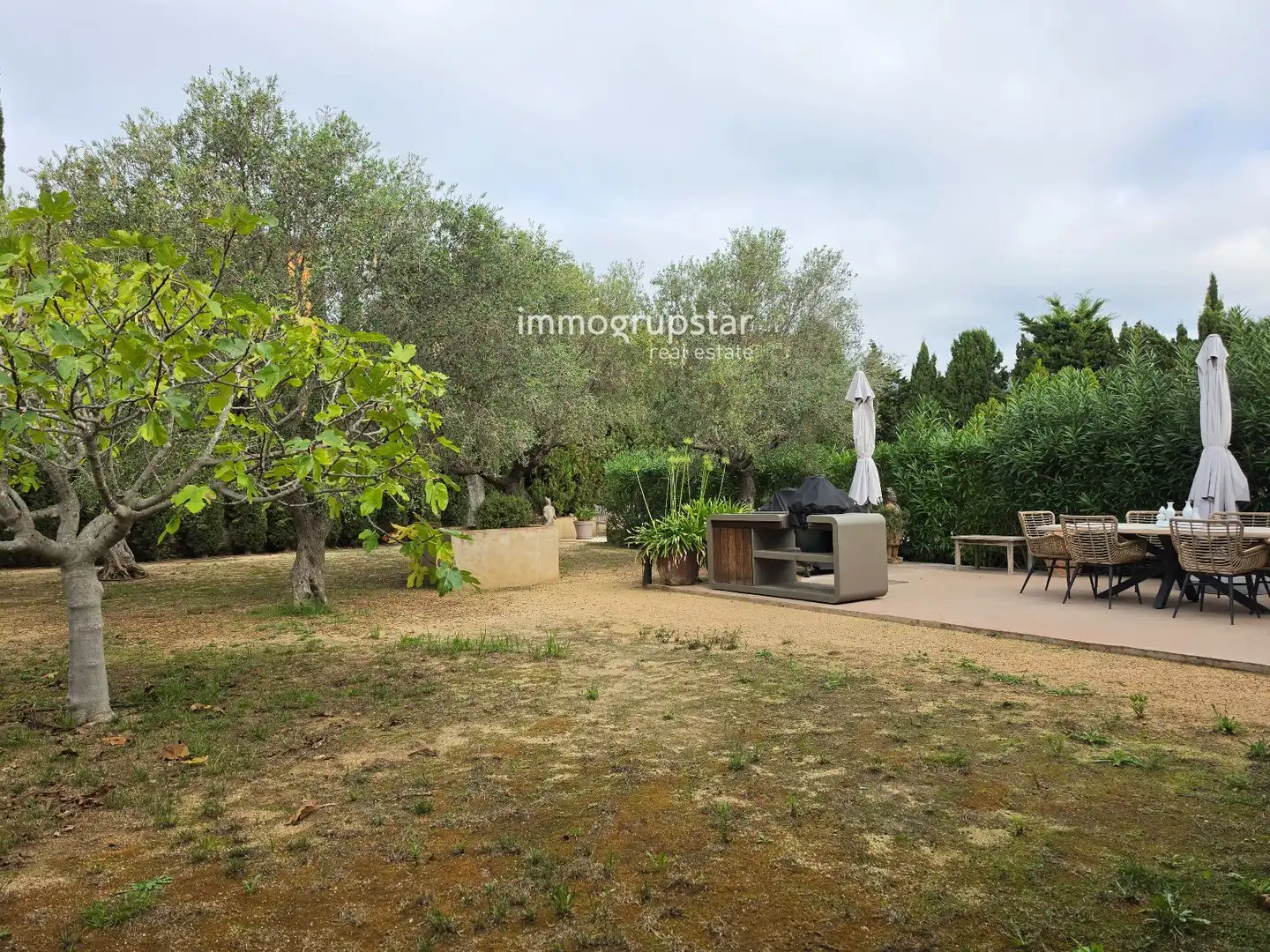 Jardí de Casa o xalet en venda en Poble
