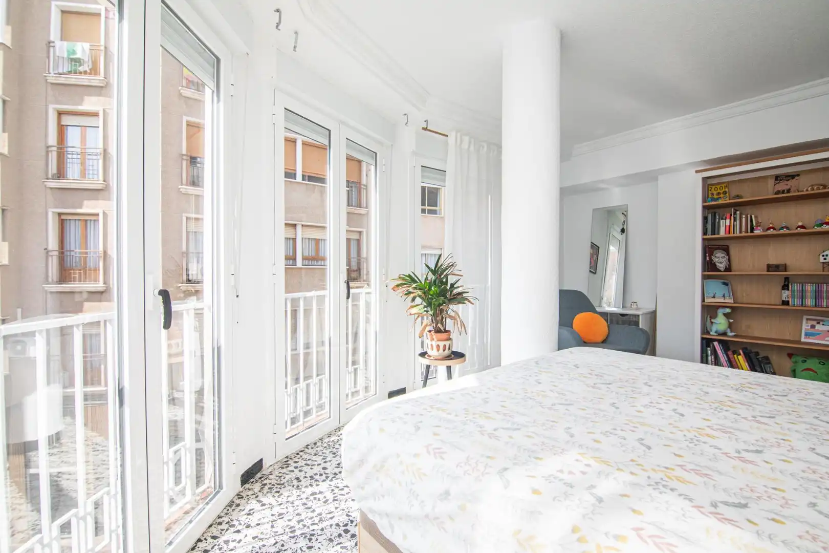 Habitación de Piso en venta en Elche / Elx con Balcón
