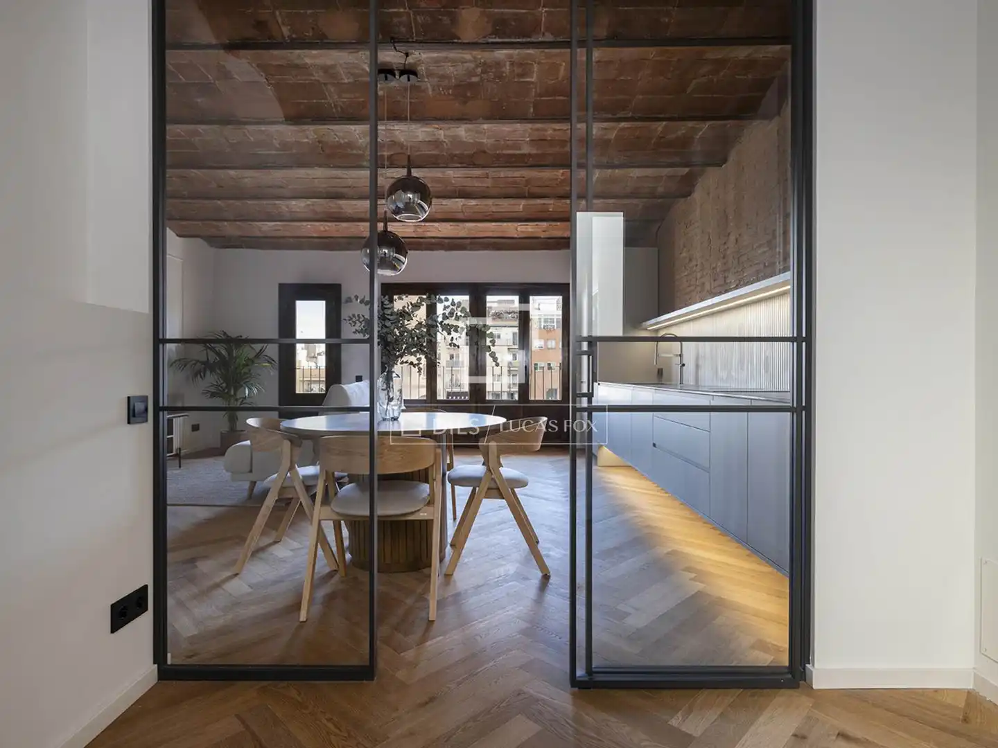 Kitchen of Flat for sale in Barcelona  with Air Conditioner, Heating and Parquet flooring