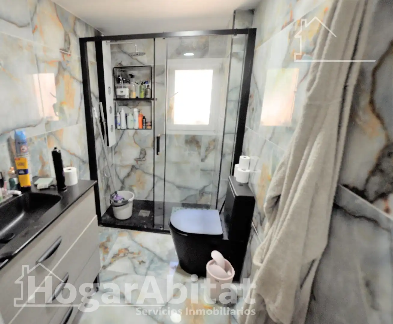 Badezimmer von Wohnung zum Verkauf in Valencia mit Klimaanlage, Heizung und Balkon