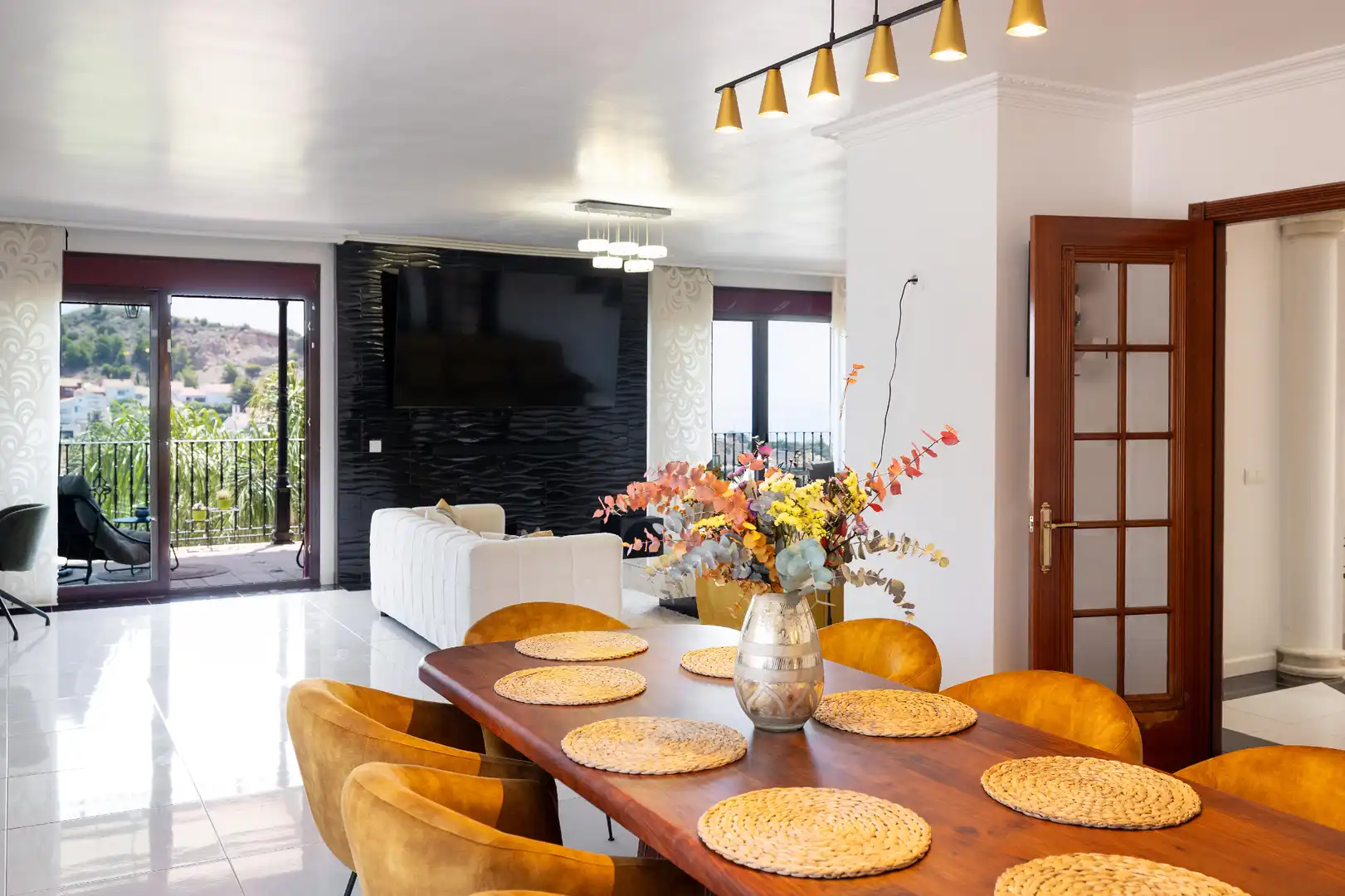 Esszimmer von Haus oder Chalet zum Verkauf in Málaga mit Klimaanlage, Heizung und Privatgarten