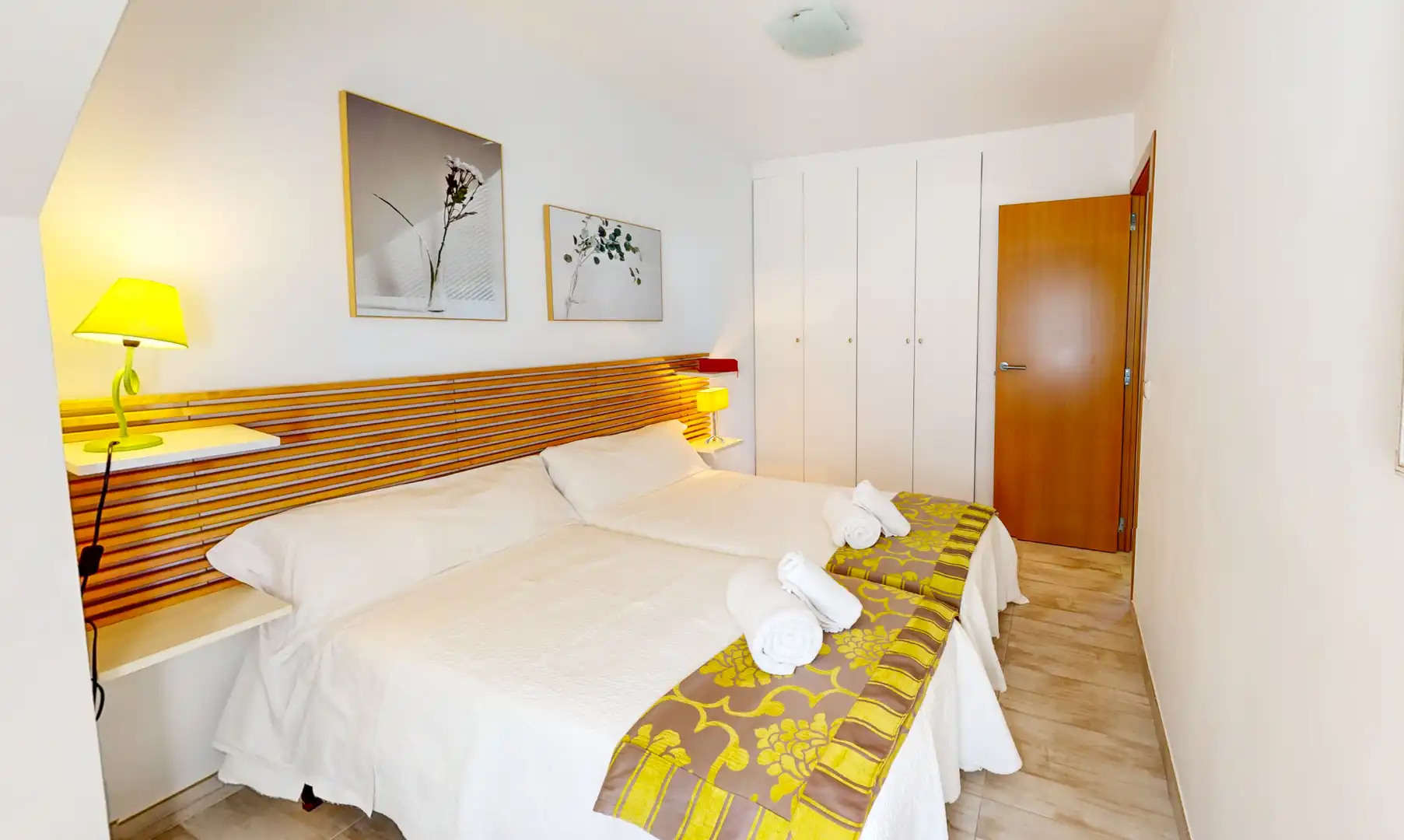 Habitación de Piso de alquiler en Dénia con Aire acondicionado, Calefacción y Jardín privado