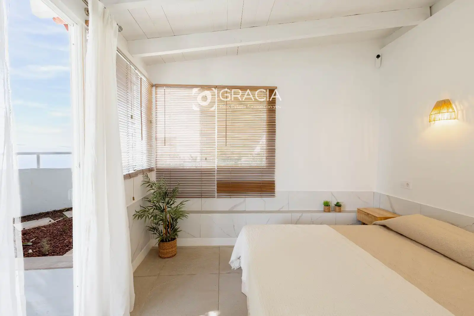 Dormitori de Casa adosada en venda en Adeje amb Jardí privat, Terrassa i Traster