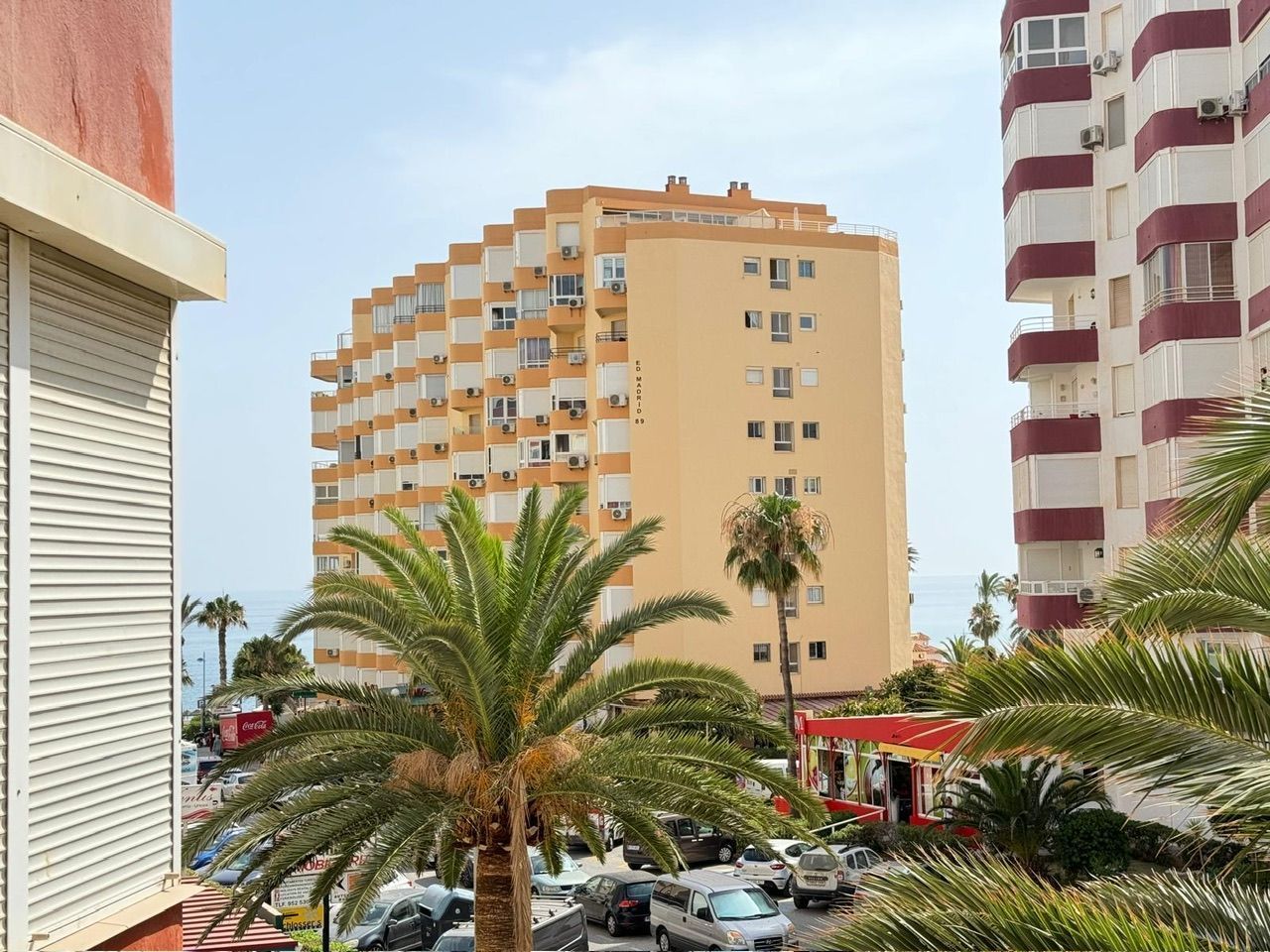 Vista exterior de Estudi en venda en Torrox amb Aire condicionat i Piscina comunitària