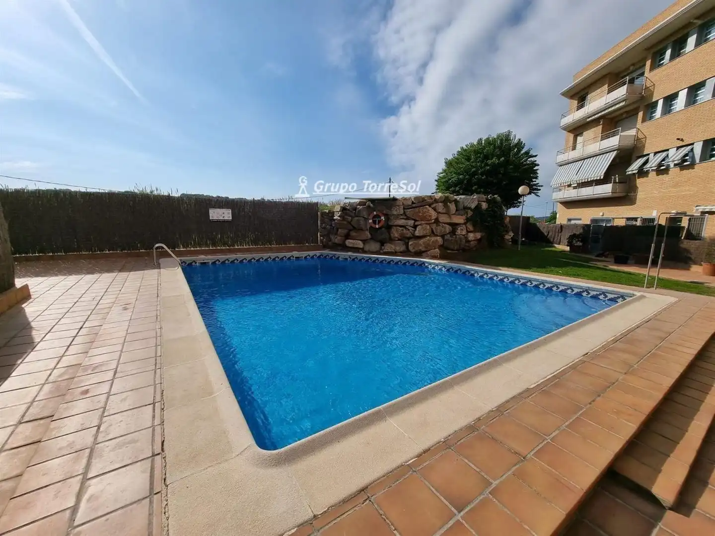 Piscina de Piso en venta en Torredembarra con Calefacción, Piscina y Piscina comunitaria