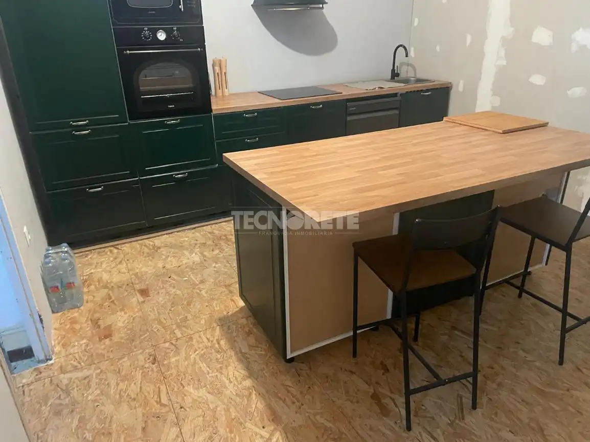 Cuina de Pis en venda en Guadalajara amb Aire condicionat, Terrassa i Traster