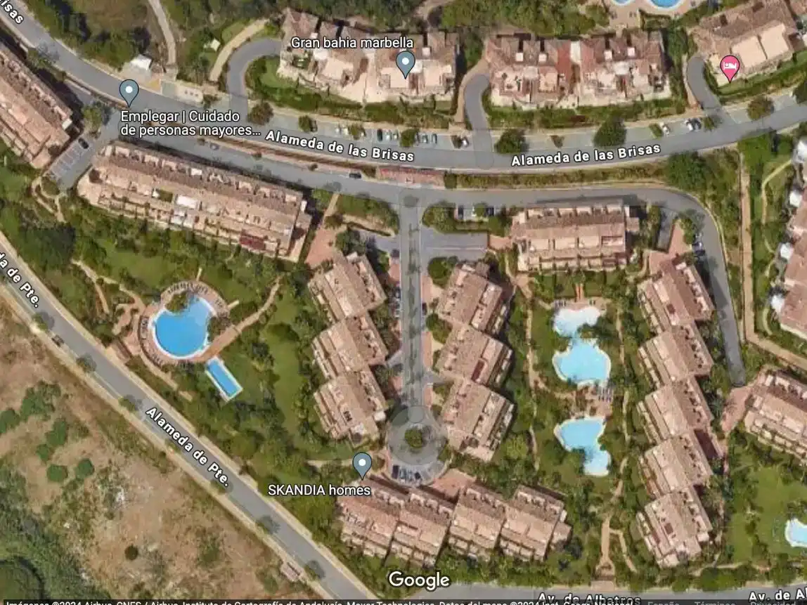Exterior view of Flat for rent in Marbella  with Air Conditioner, Swimming Pool and Furnished