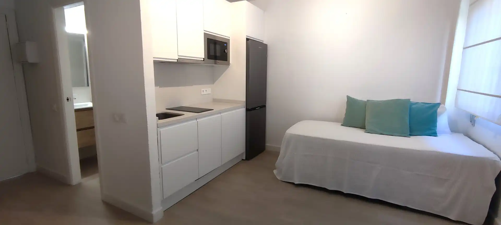 Estudio de alquiler en Sevilla, Sevilla