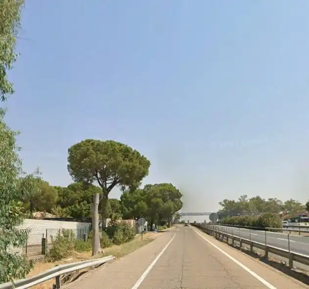 Casa amb piscina en venda a Carmona