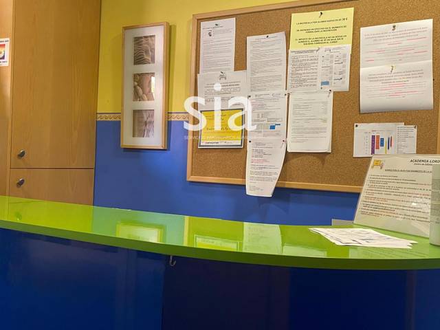 Local comercial en Alquiler en Voluntaria entrega en Arriaga - Lakua