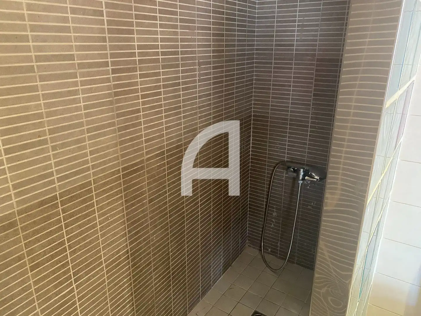 Bathroom of Flat for sale in Terrassa  with Air Conditioner, Heating and Terrace