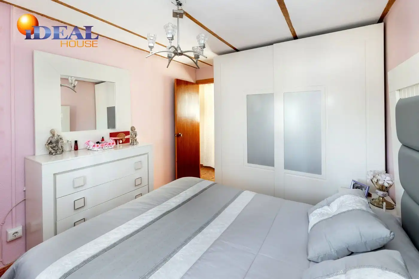 Habitación de Finca rústica en venta en Alhama de Granada con Aire acondicionado, Jardín privado y Terraza