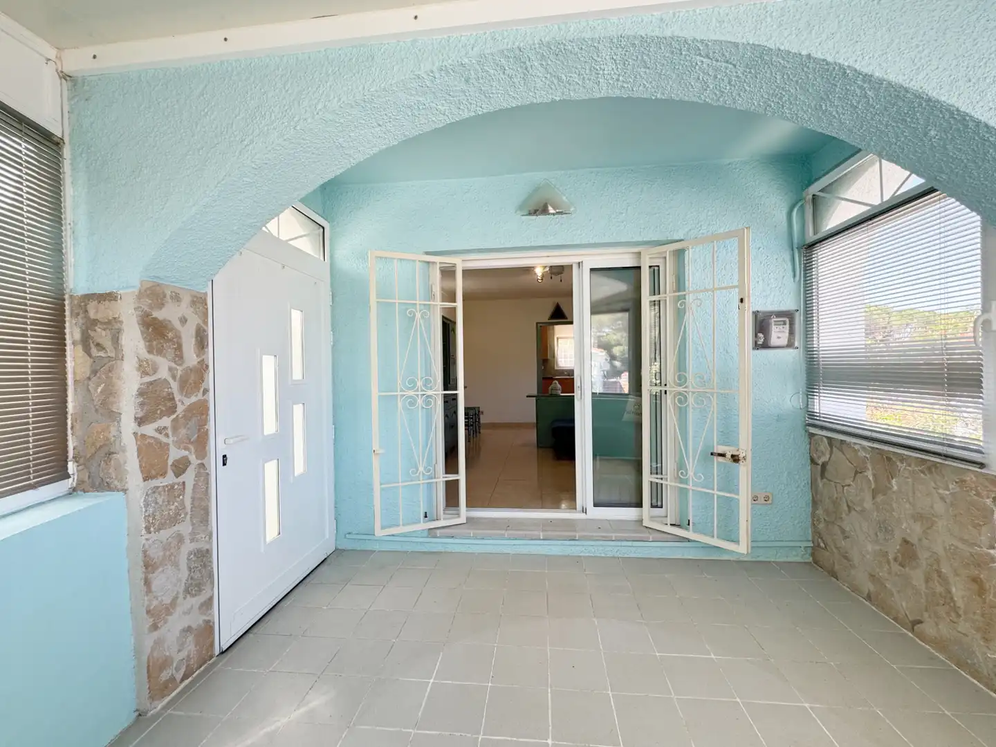 Houses for sale in L'Escala  with Private garden, Terrace and Alarm