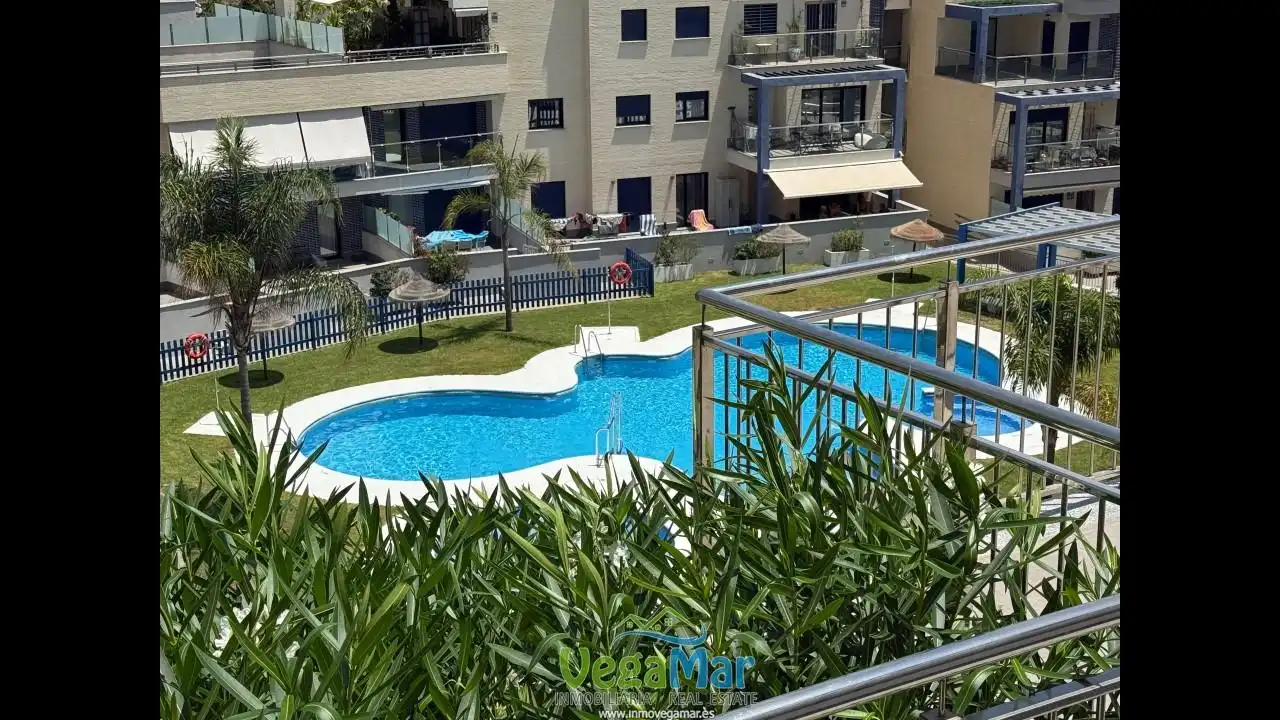 Piscina de Planta baixa en venda en Almuñécar amb Aire condicionat i Terrassa
