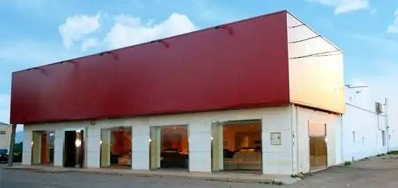 Außenansicht von Fabrikhallen zur Miete in Murcia