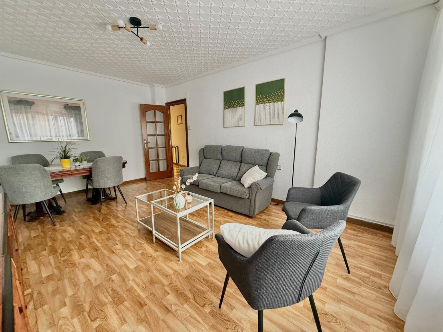 Living room of Flat to rent in  Logroño  with Heating, Terrace and Furnished