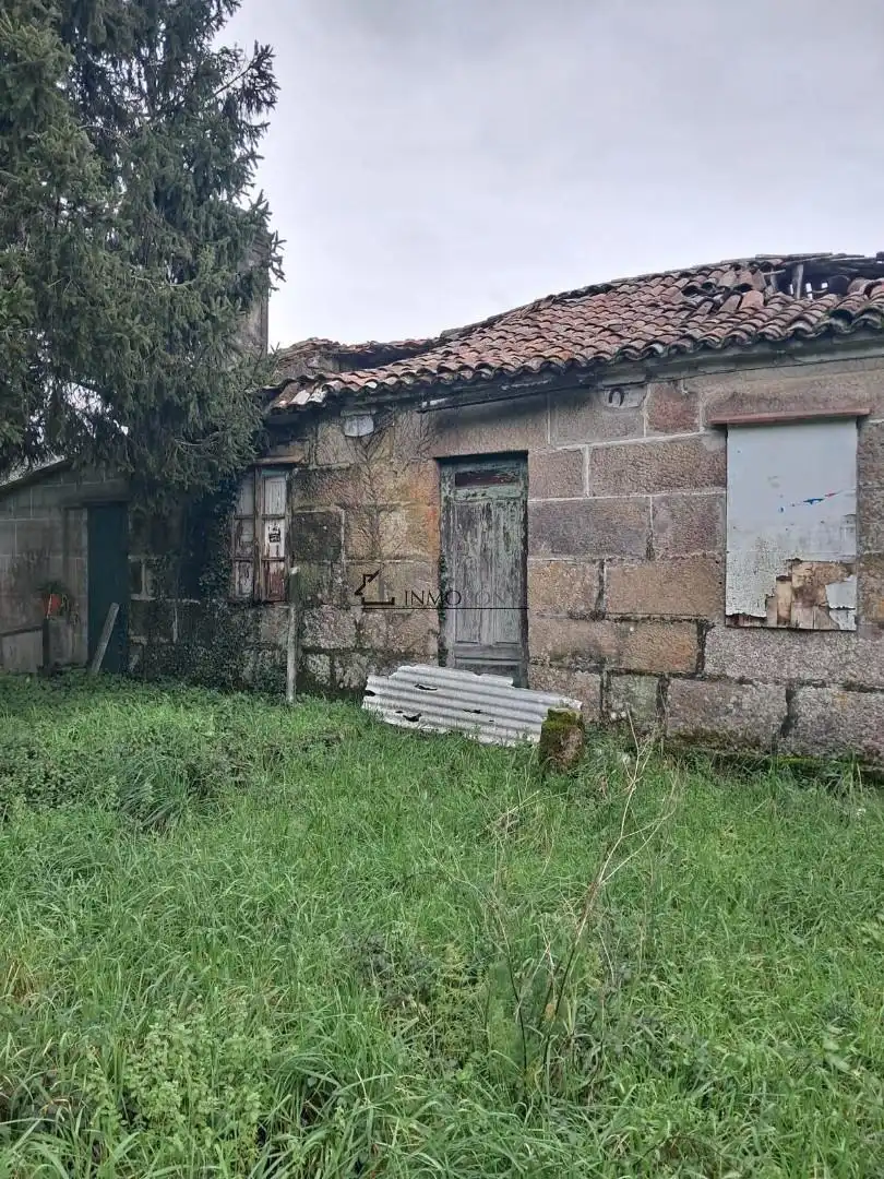 Vista exterior de Casa o xalet en venda en Cotobade amb Jardí privat