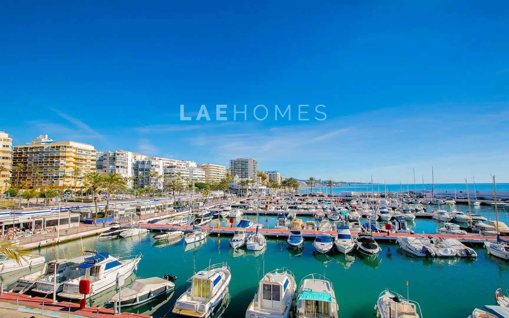 Vista exterior de Apartament en venda en Marbella amb Aire condicionat, Calefacció i Terrassa