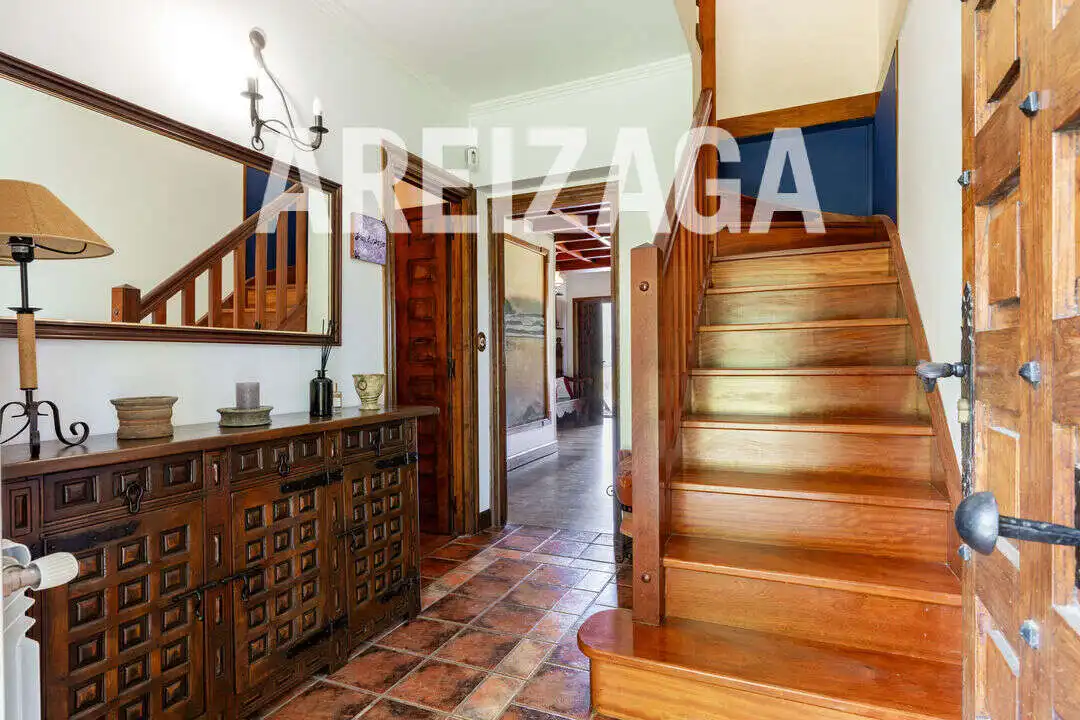 Casa o chalet en venta en Errenteria con Calefacción, Terraza y Piscina