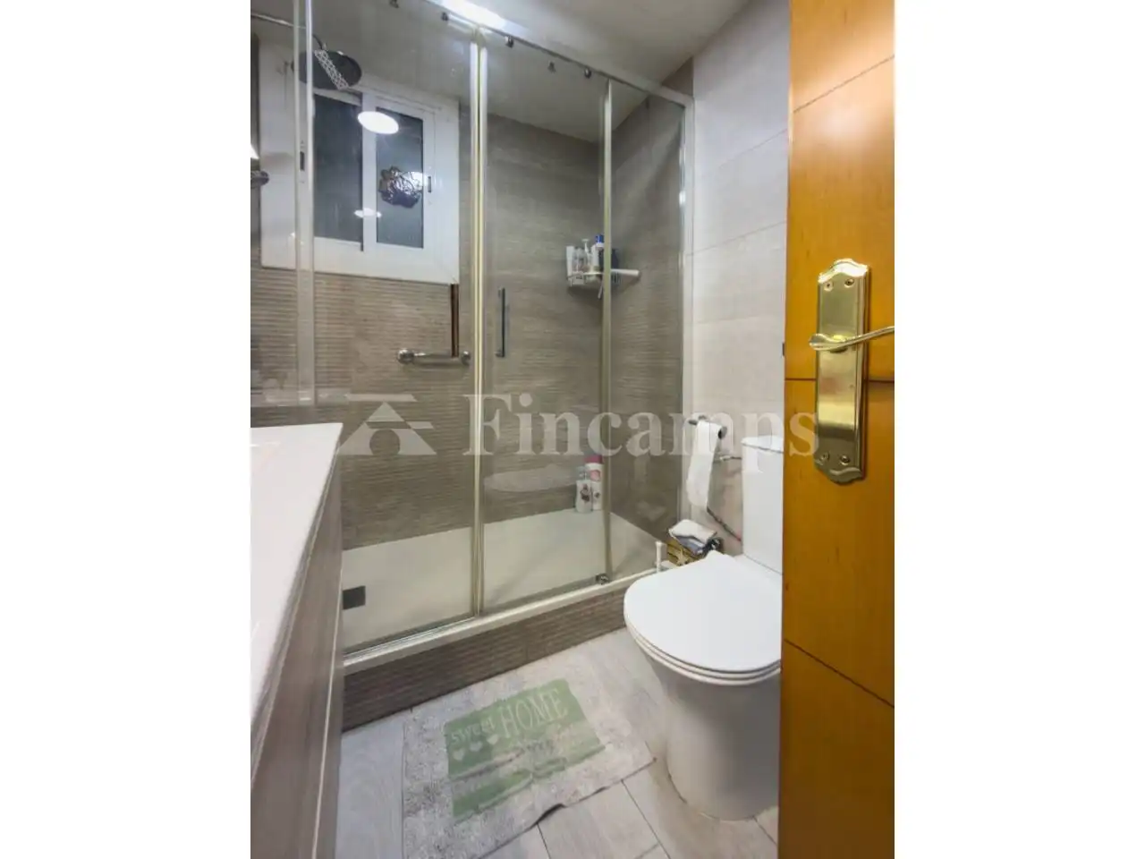 Bathroom of Flat for sale in Sabadell  with Heating