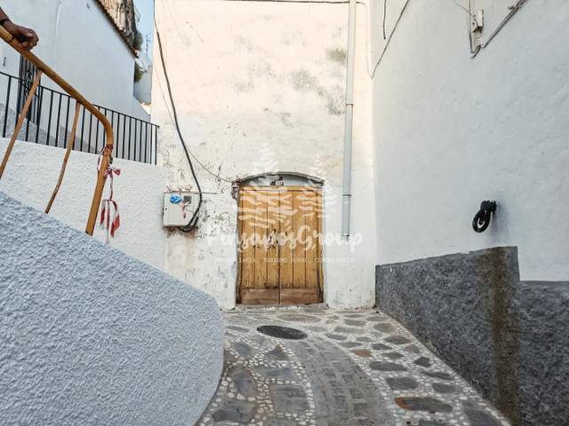 Casa-chalet en Venta en Yunquera