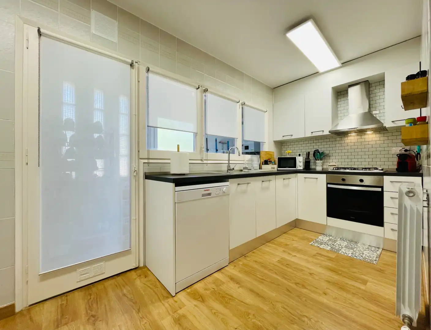 Cocina de Dúplex en venta en Corbera de Llobregat con Calefacción, Parquet y Terraza