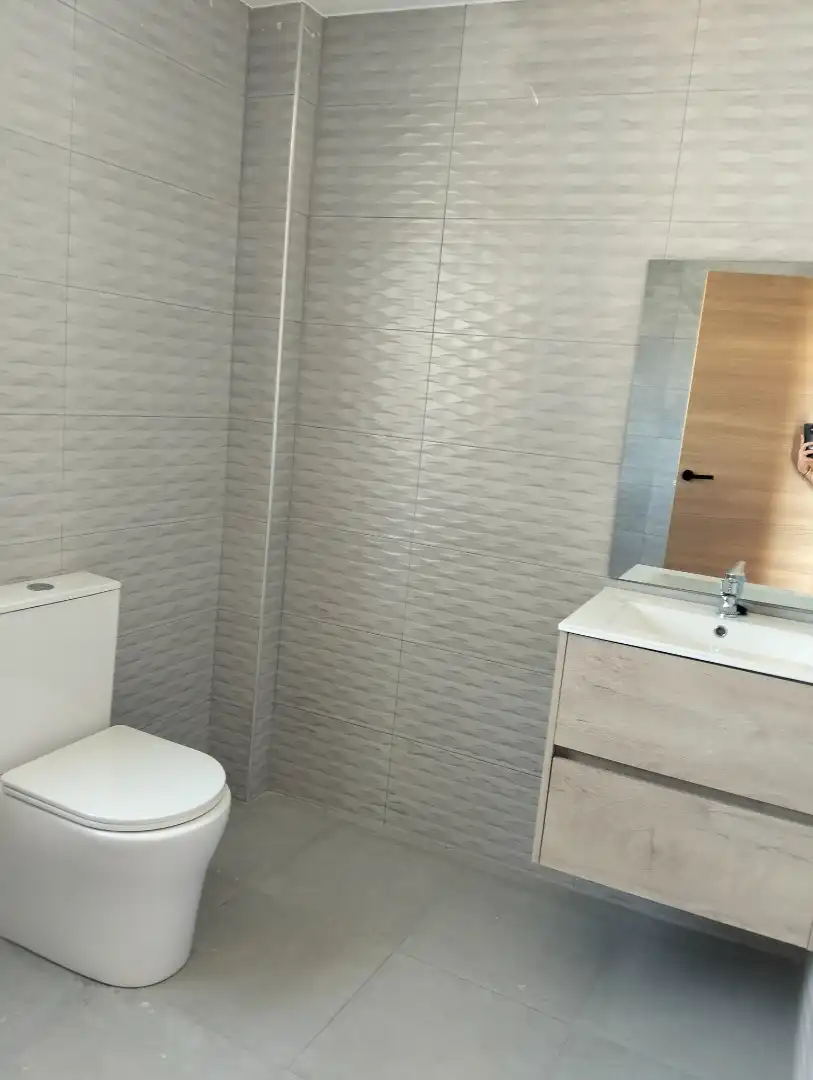 Baño de Casa o chalet en venta en Fuentes de Ebro con Jardín privado y Parquet